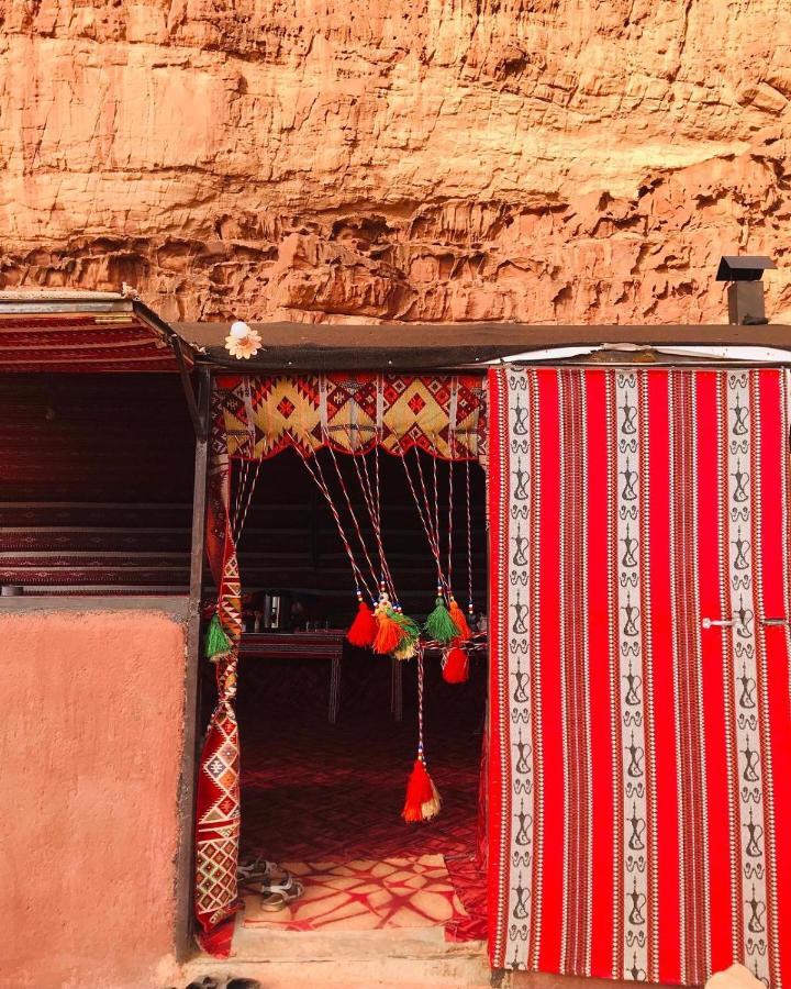 Wadi Rum Desert Heart Camp Екстериор снимка