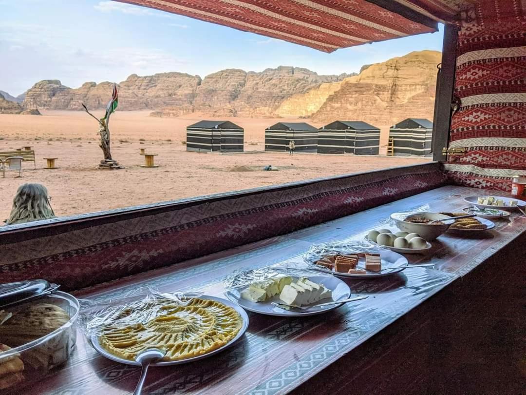 Wadi Rum Desert Heart Camp Екстериор снимка
