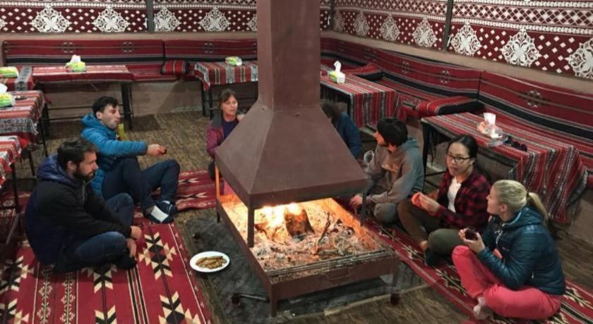 Wadi Rum Desert Heart Camp Екстериор снимка